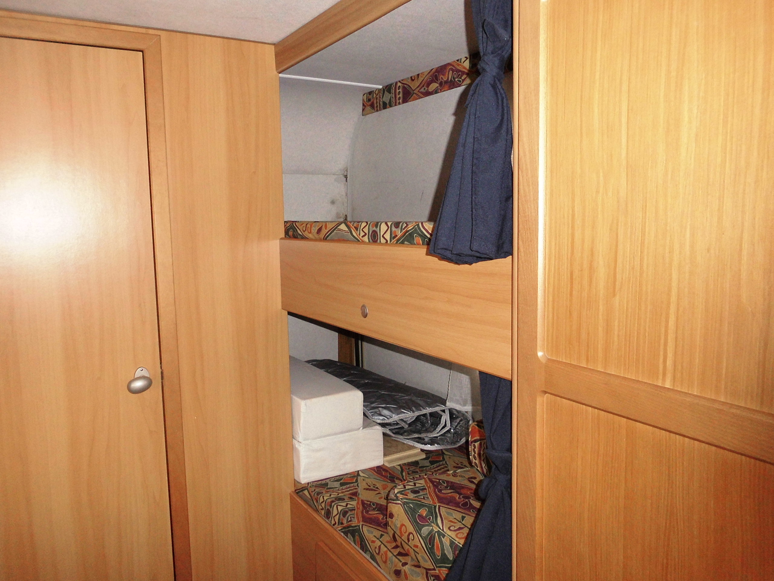 Elnagh doral 114 caravanbacci Camper moquette