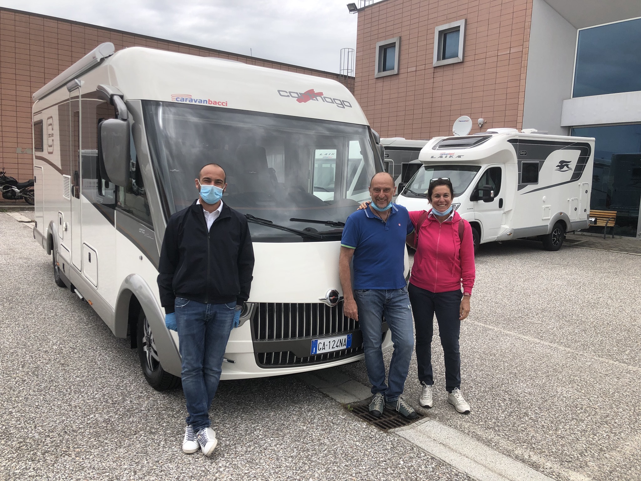 Consegna camper famiglia Rorandelli | Caravanbacci.com