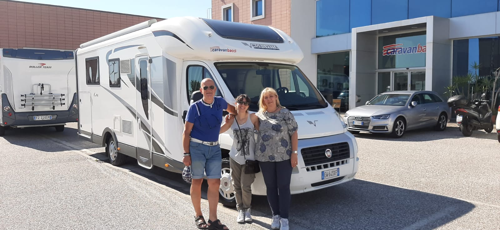 Consegna camper famiglia Travelli | Caravanbacci.com