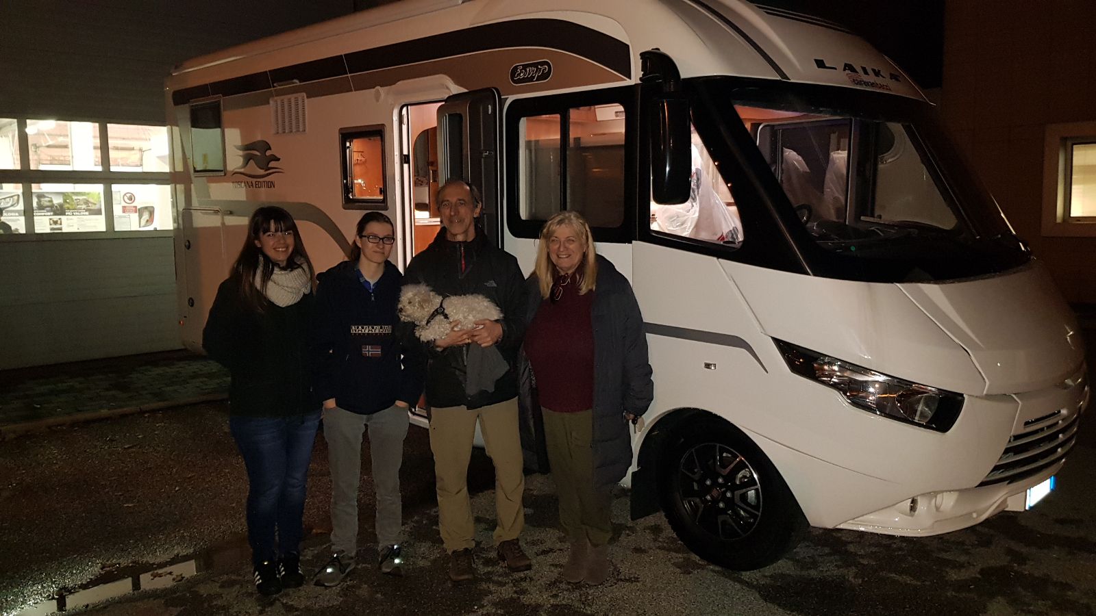 Consegna camper famiglia Anatolio | Caravanbacci.com