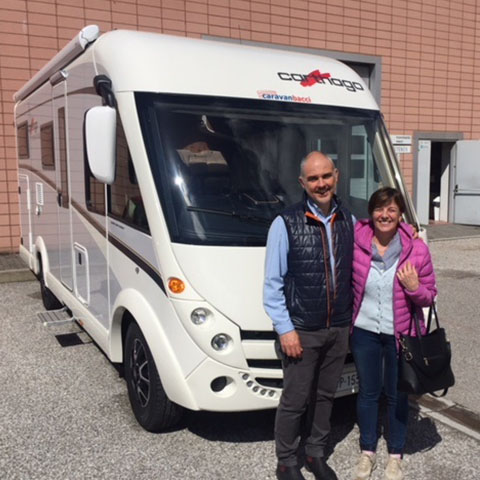 Consegna del camper Carthago Compact 143 alla famiglia Davì