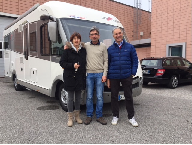 Consegna camper famiglia Fiorentini | Caravanbacci.com