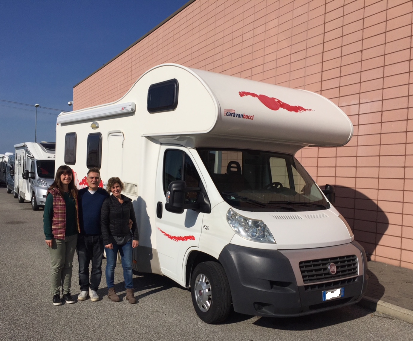 Consegna camper famiglia Rotondi | Caravanbacci.com
