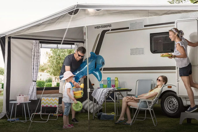 Foto famiglia camper Weinsberg | Caravanbacci.com