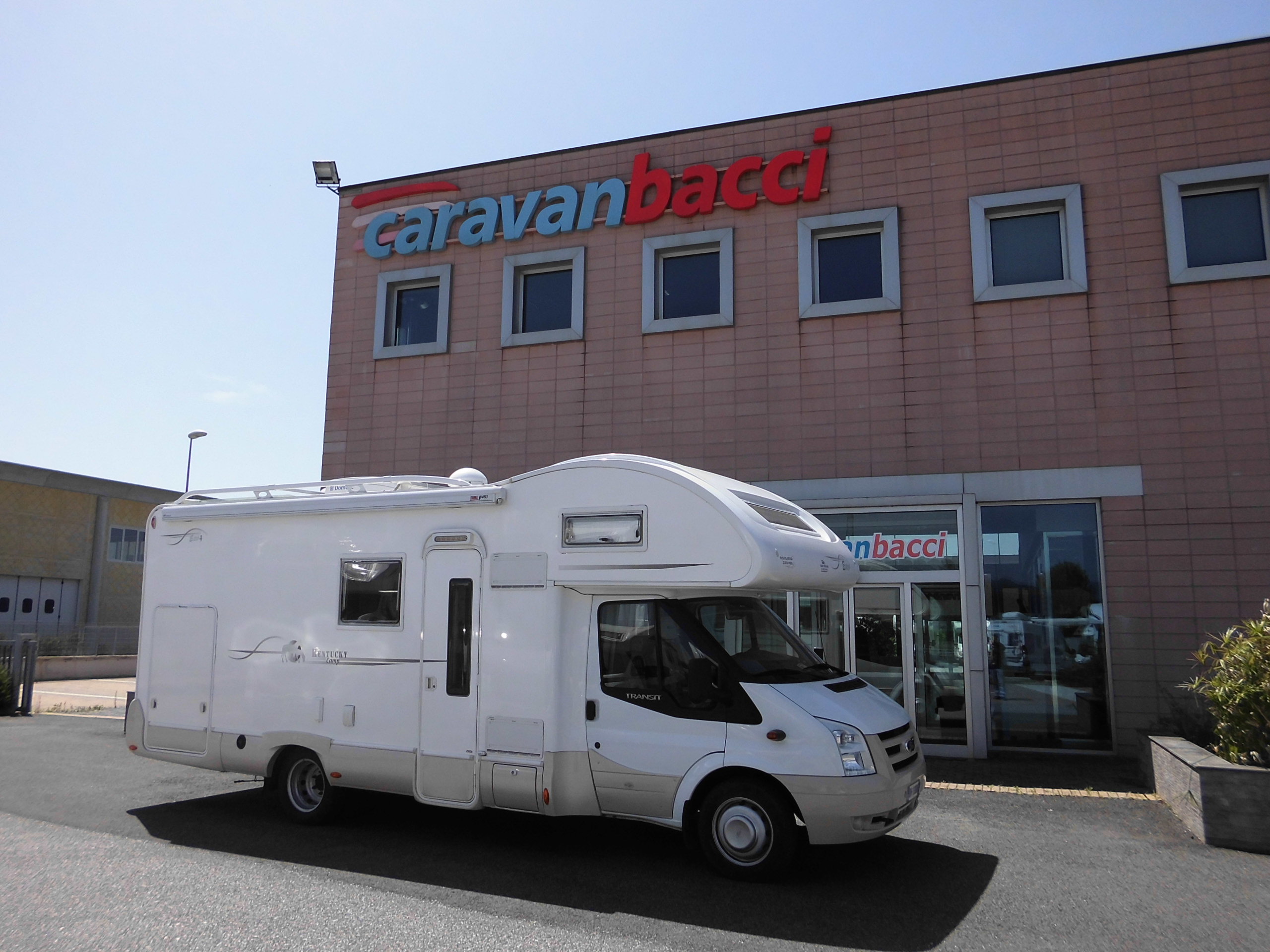 Camper Mansardato None Kentucky Estro 4 Caravanbacci