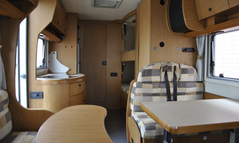 Interno Camper Carthgo | Caravanbacci.com