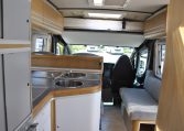 Cucina interno camper | Caravanbacci.com