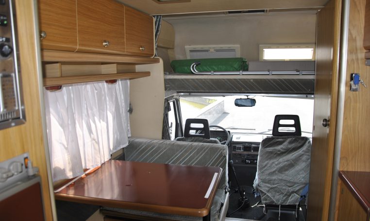 Interno camper | Caravanbaccoi.com