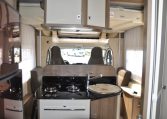 Cucina Interno camper | Caravanbaccoi.com