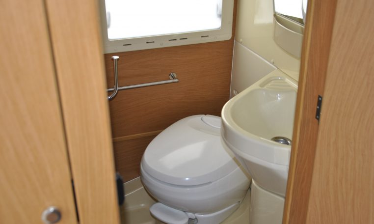 Bagno Interno Camper | Caravanbacci.com