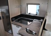 Cucina Interno Camper | Caravanbacci.com