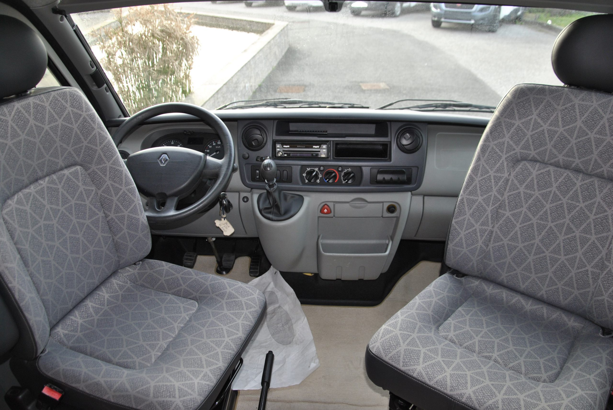 Postazione guida camper | Caravanbacci.com