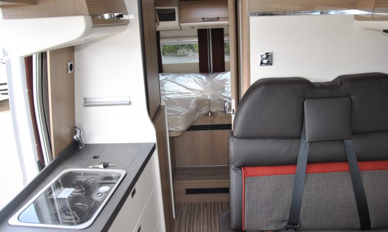 Interno Camper Malibu | Caravanbacci.com