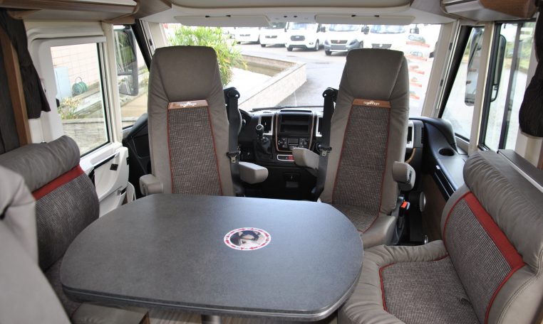 Interno Camper Cathago | Caravanbacci.com