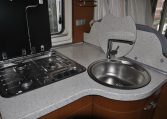 Cucina Interno Camper | Caravanbacci.com