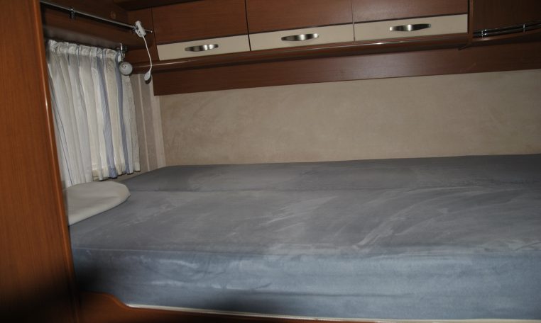 Letto Interno Camper | Caravanbacci.com