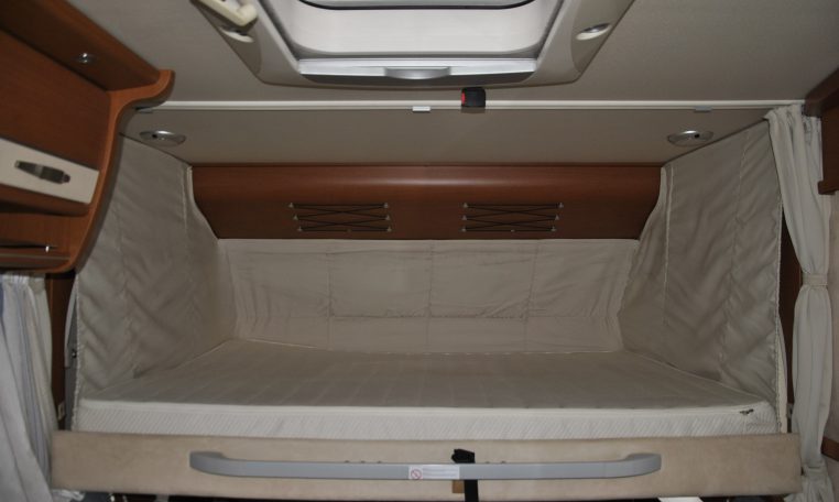 Letto Interno Camper | Caravanbacci.com