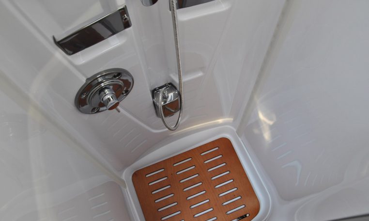 Interno Camper Laika Kreos 4012 | Caravanbacci.com