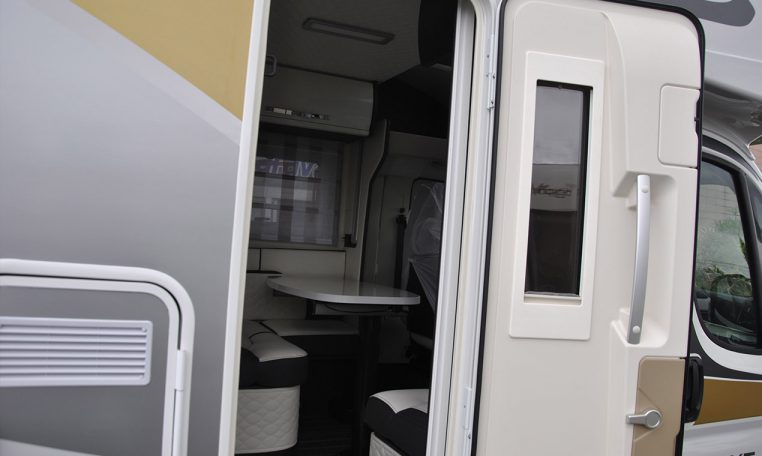 Caravans International Magis 94 TX - Caravanbacci