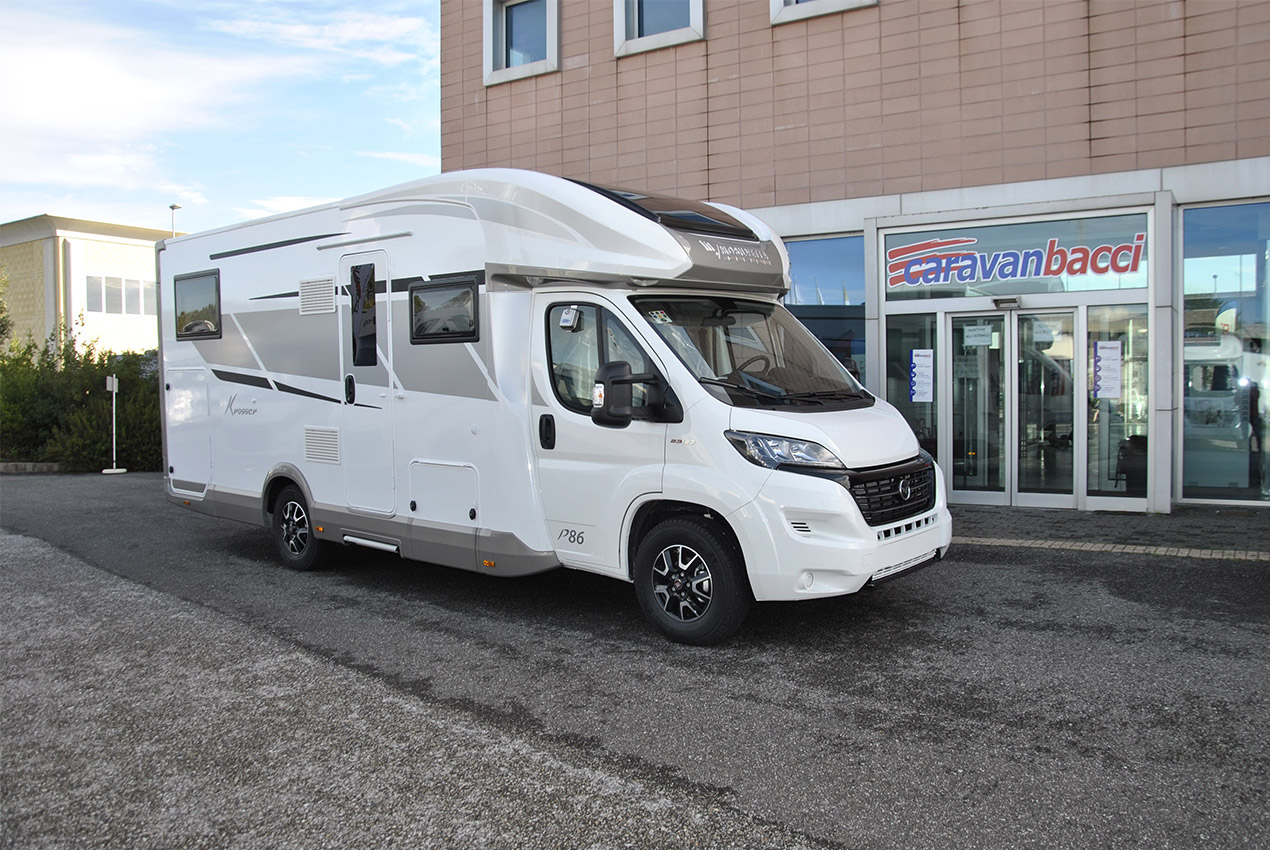 Mobilvetta Krosser 86 - Caravanbacci