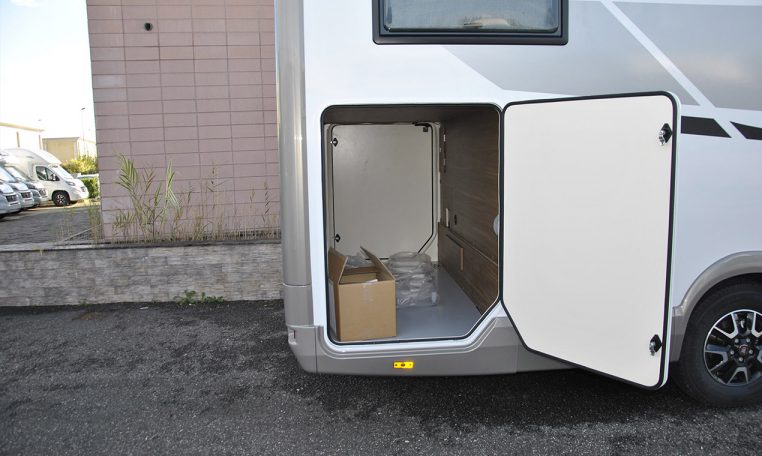 Mobilvetta Krosser 86 - Caravanbacci