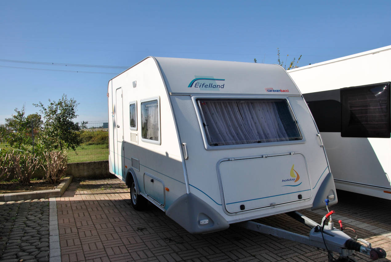 eiffeland400lk-caravanbacci