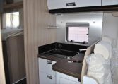 Cucina interno Camper Laika Kosmo 909 | Caravanbacci.com