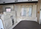 Tavolo interno Camper Laika Kosmo 909 | Caravanbacci.com