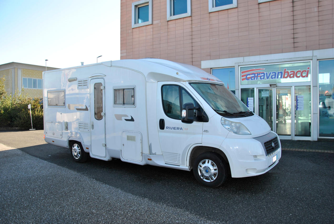 ci-riviera55p-caravanbacci