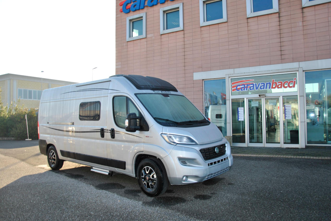 fontvendome-horizon305-caravanbacci