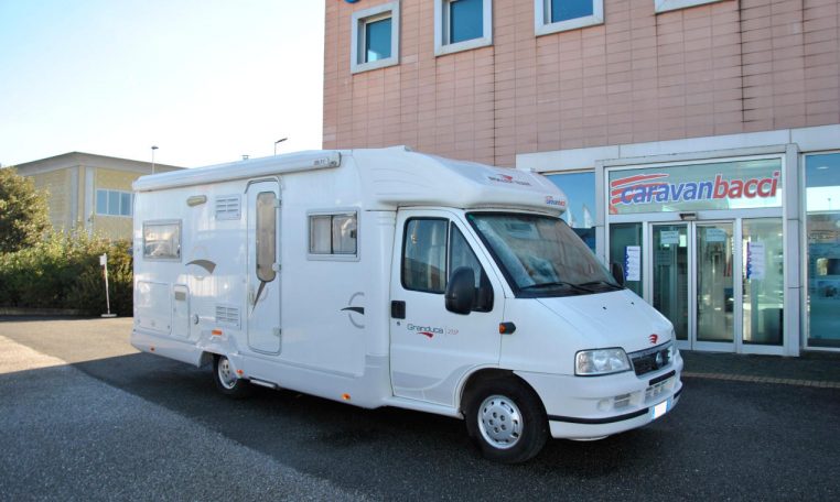 rt-granduca255p-caravanbacci