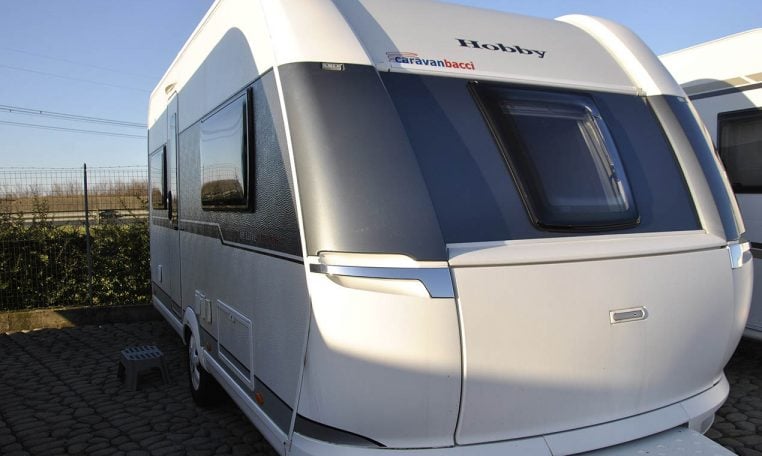 hobby-460ufe-caravanbacci