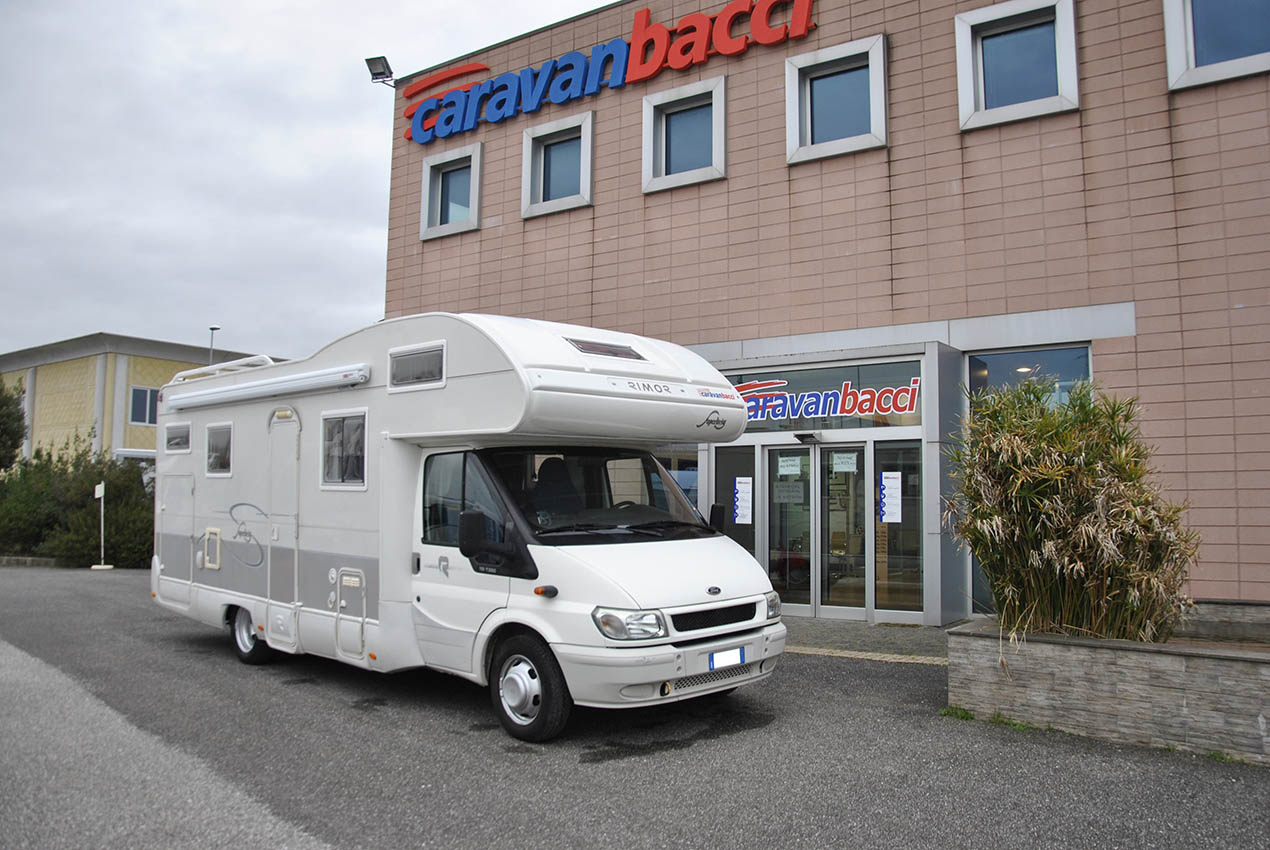 rimor-superbrig687tc-caravanbacci