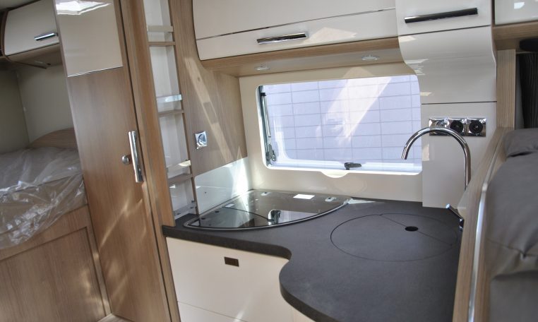 Interno camper | Caravanbacci.com