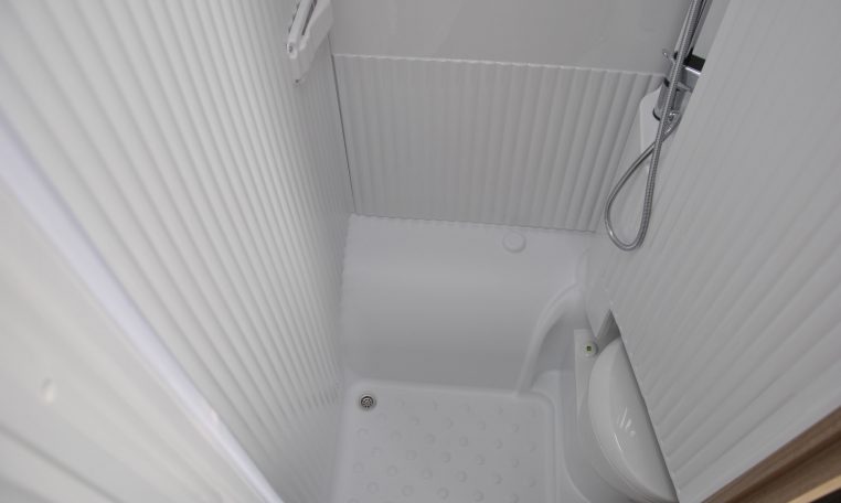 Bagno Interno Camper | Caravanbacci.com