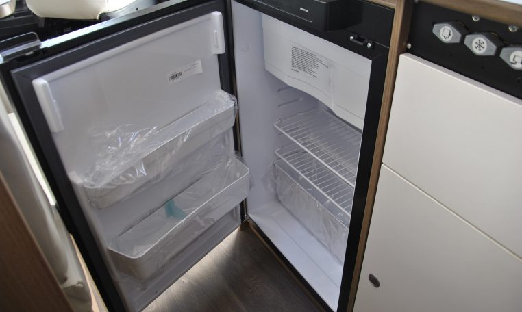 Frigo Interno Camper | Caravanbacci.com