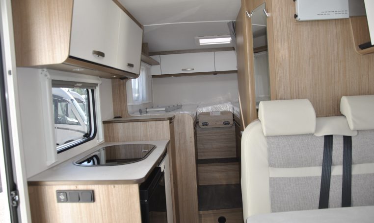 Interno Camper | Caravanbacci.com