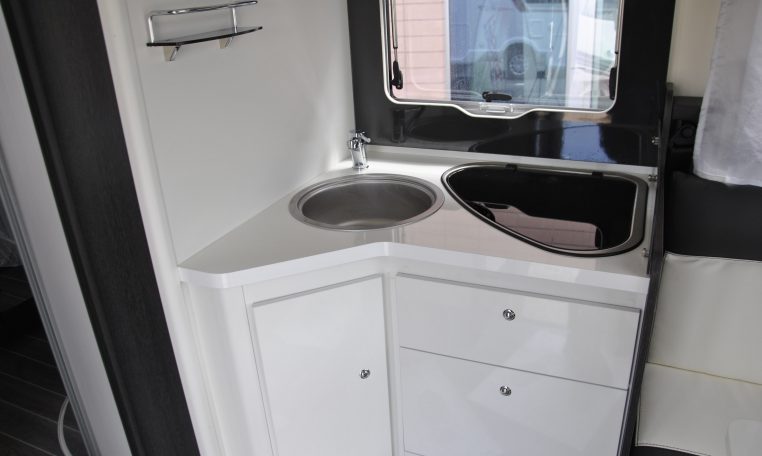 Interno camper | Caravanbaccoi.com