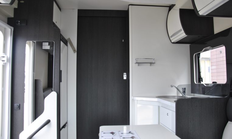 Interno camper | Caravanbaccoi.com