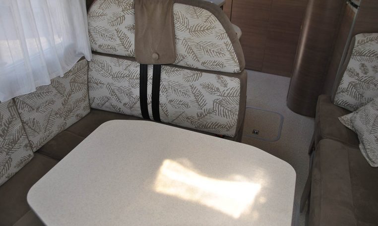 adria-visioni647sg-caravanbacci