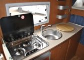 Cucina interno camper Giottiline Therryt20 | Caravanbacci.com