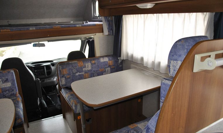 Tavolo Camper rimor-europeong6 | Caravanbacci.com