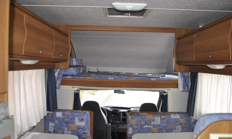 Interno Camper rimor-europeong6 | Caravanbacci.com