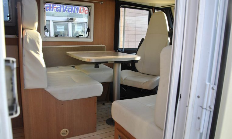 pilote740g-caravanbacci