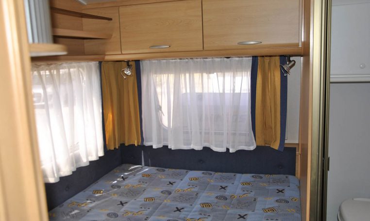 knaus-sudwind450fu-caravanbacci