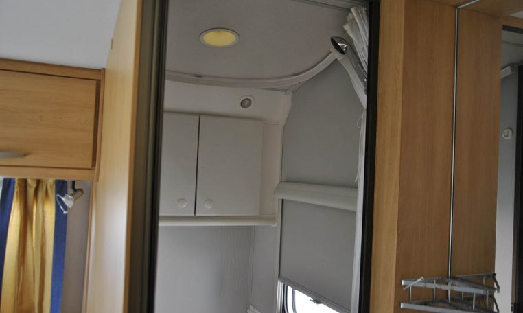 knaus-sudwind450fu-caravanbacci