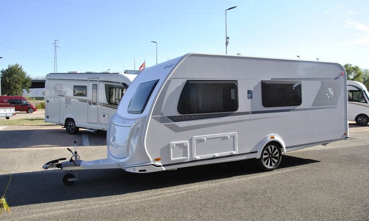 knaus-sudwind54fdk-caravanbacci