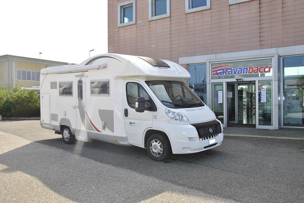 rollerteam-x-tilgaragegt-caravanbacci