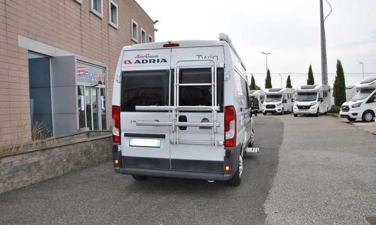 adria-twin600sport-caravanbacci