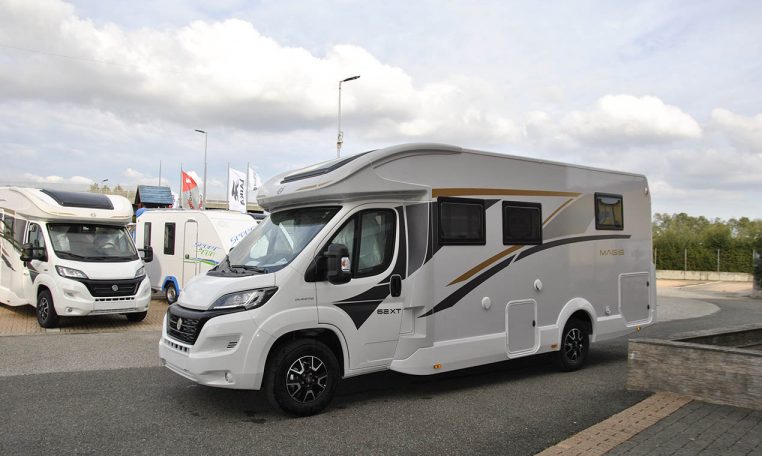 ci-magis62xt-caravanbacci